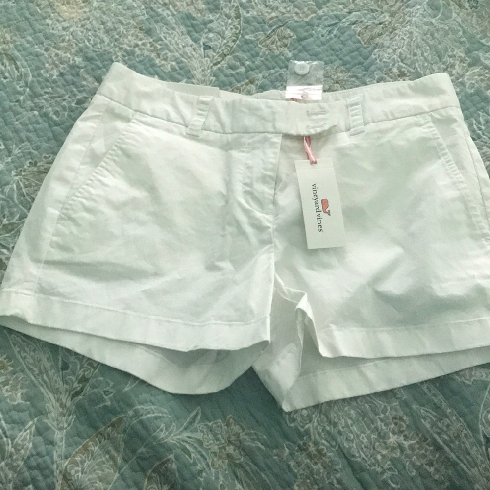 dayboat shorts vineyard vines
